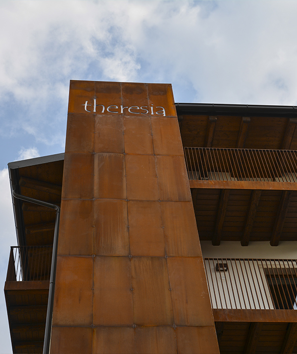 B & B Theresia di Planchestainer Silvio | BeB Theresia a Riva del Garda, a 1 km dalle spiagge del Lago di Garda in Trentino